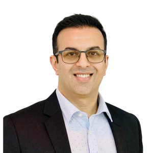 Professional portrait of Tariq Z, the General Manager at Dini Ilm online Quran and Islamic education platform.